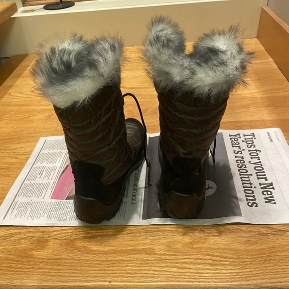 PAJAR rain/snow boots. Lace up front. Dark Brown. Fur trimmed S40 (9-9 1/2) - Picture 5 of 6